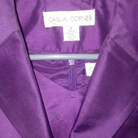 Formal wear - Picture 2 of 3